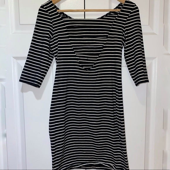 Stripped dress - Picture 2 of 6